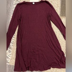 Old Navy maroon long sleeve dress size medium